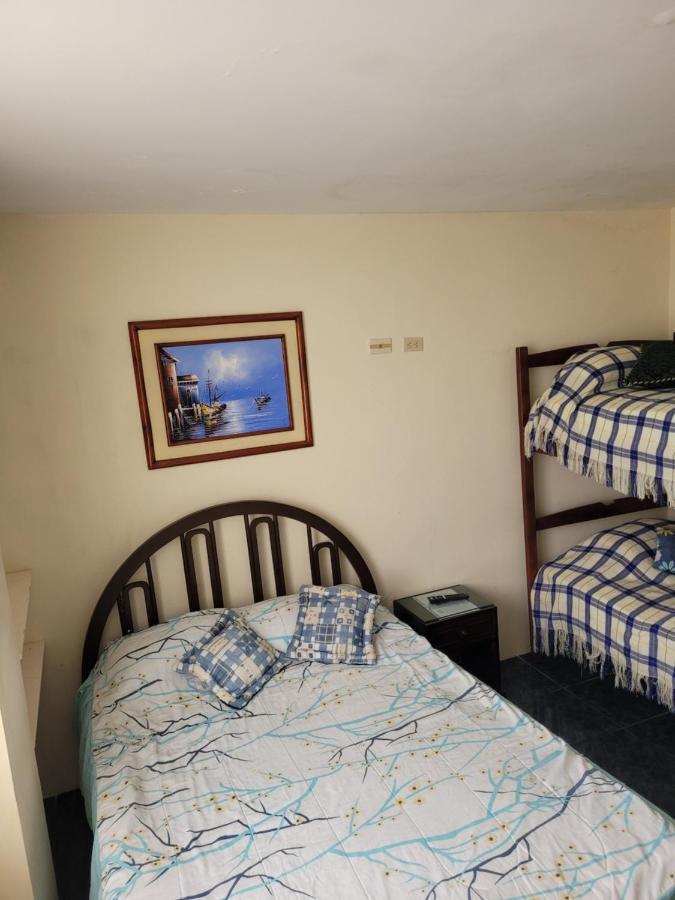 Hostal Haziel Salinas  Εξωτερικό φωτογραφία