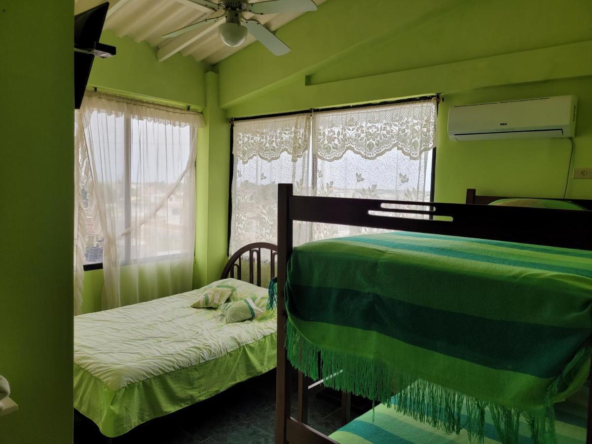 Hostal Haziel Salinas  Εξωτερικό φωτογραφία