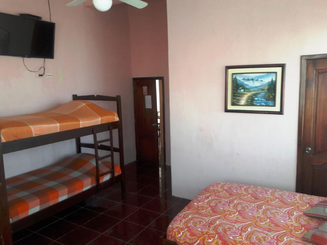 Hostal Haziel Salinas  Εξωτερικό φωτογραφία